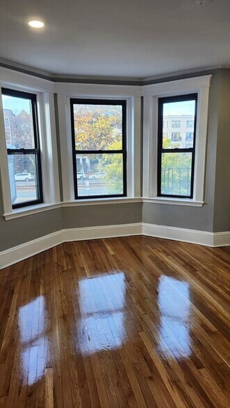 Building Photo - 1259 Commonwealth Ave