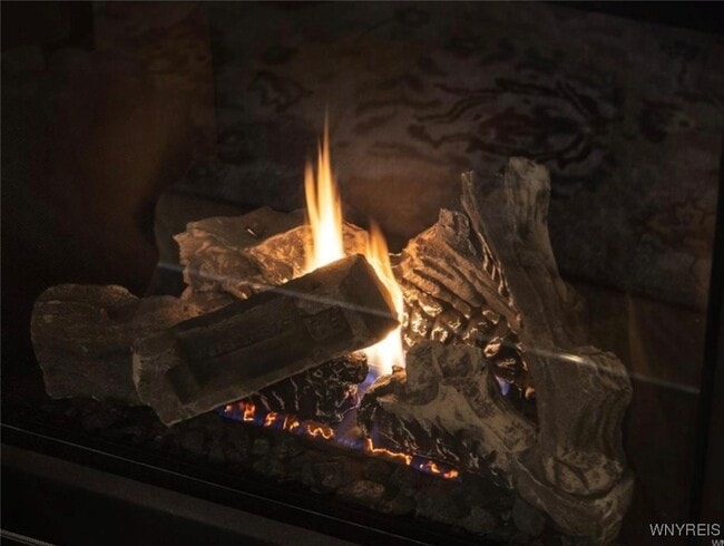 Building Photo - 5281-5287 Chestnut Ridge Rd