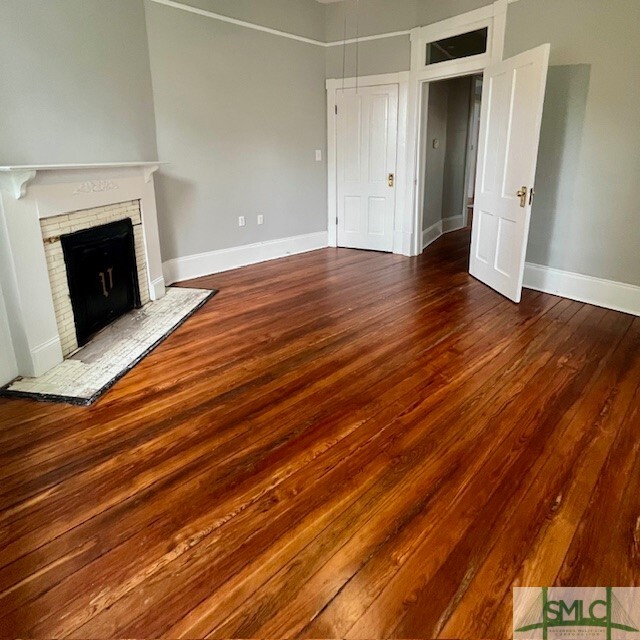 Building Photo - 123 E 40th St