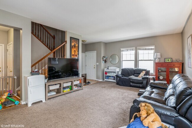 Building Photo - 358 S Winchester Dr