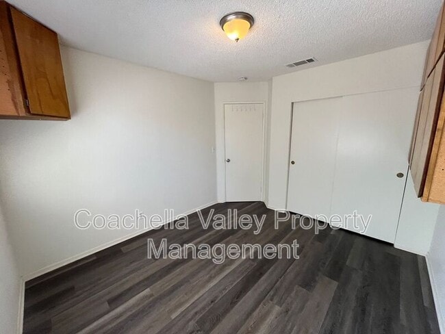 Building Photo - 32244 Navajo Trail