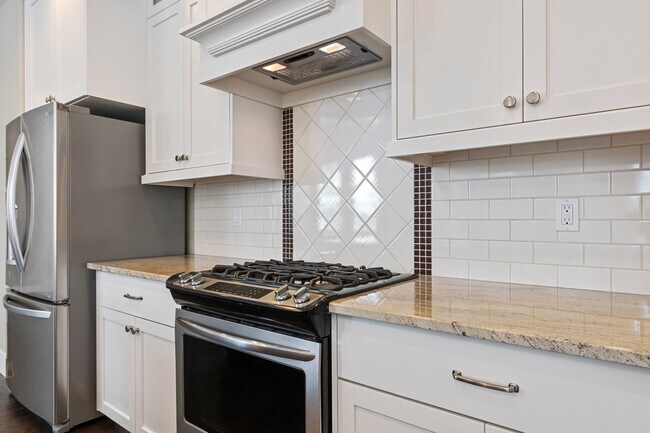 Building Photo - 3846 S Caddis Pl