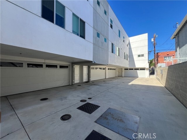 Building Photo - 5941 Barton Ave