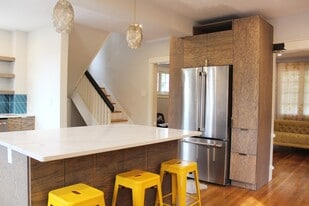 Building Photo - 1125 Heberton St