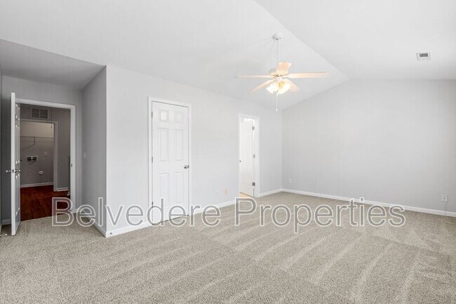 Building Photo - 14 Dunlevy Way