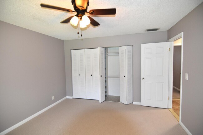 Building Photo - 19287 Liberty Rd