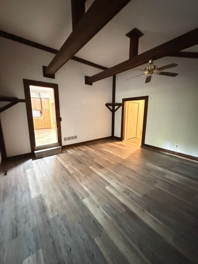 Building Photo - 222 Merion Rd