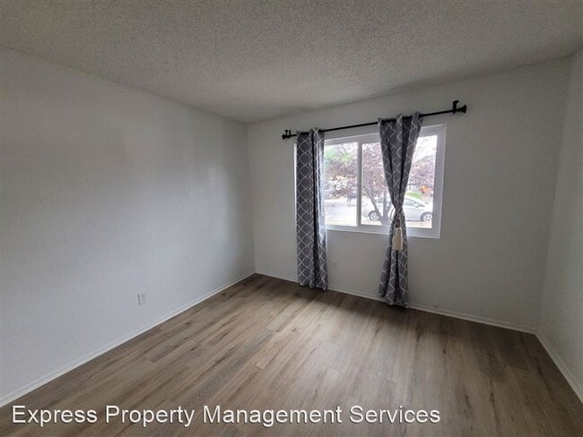 Building Photo - 1851 Eucalyptus St