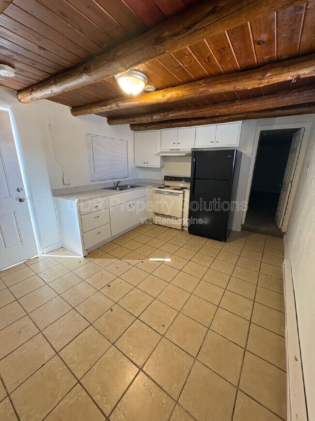 Building Photo - 408 Pennsylvania St SE