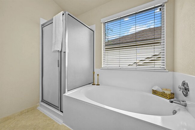 Building Photo - 3528 Ruby Red Dr