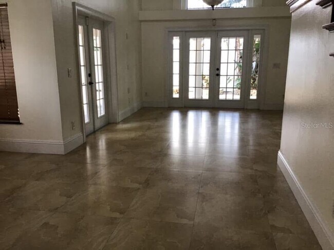 Building Photo - 3291 Brewster Dr