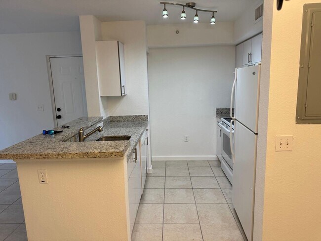 Building Photo - 15410 SW 284th St