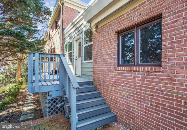 Building Photo - 1412 Coventry Ln