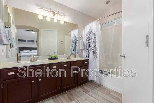 Building Photo - 17618 N 47th St
