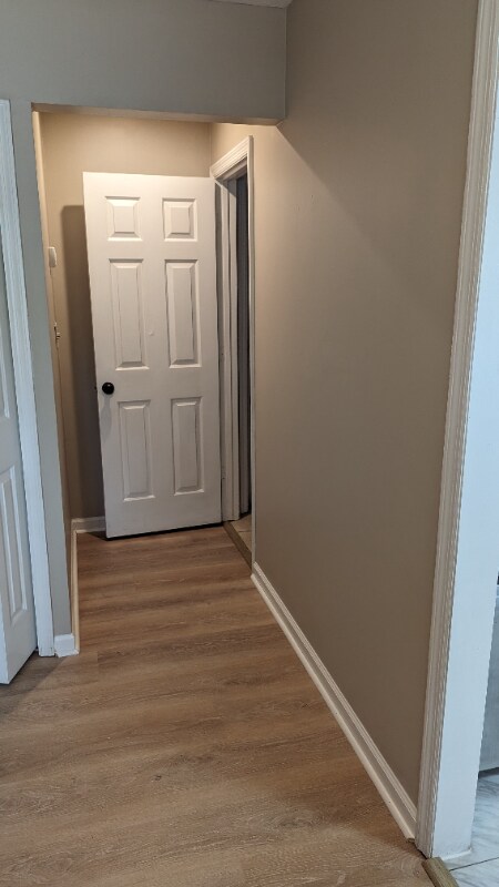 Building Photo - 474 Woodview Dr