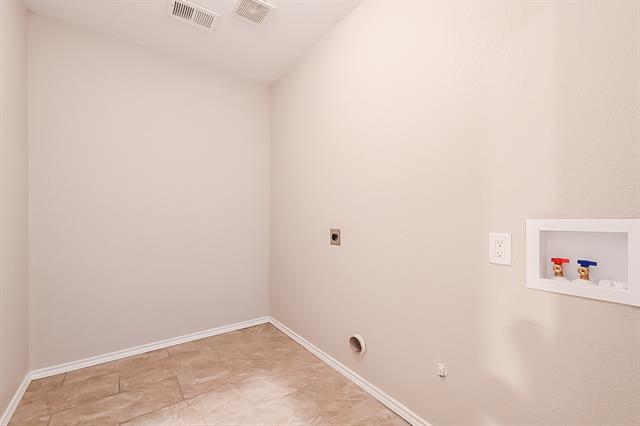 Building Photo - 629 Green Mound Dr