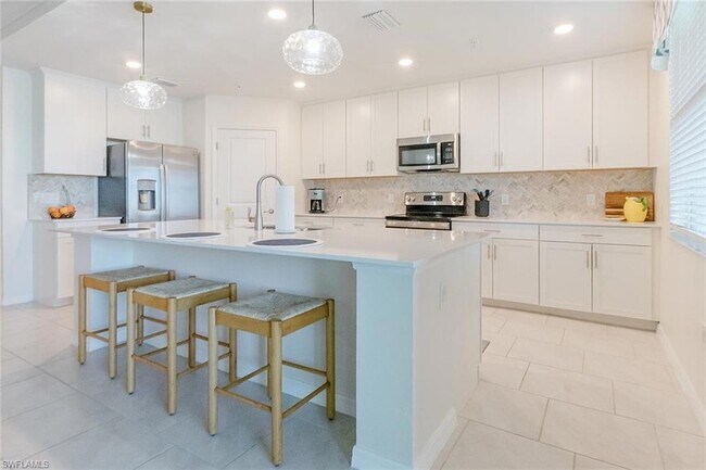 Building Photo - 6040 Ellerston Wy