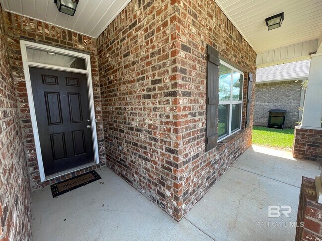 Building Photo - 31689 Kestrel Loop