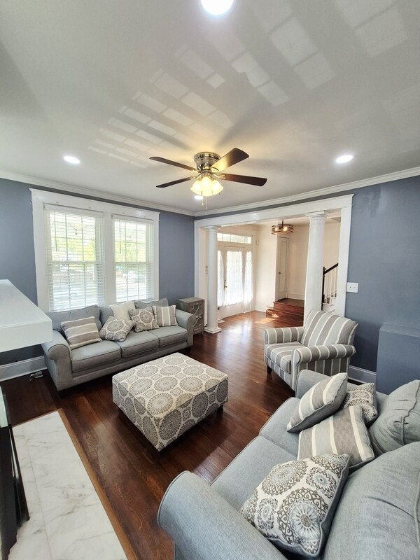 Building Photo - 2723 Fendall Ave