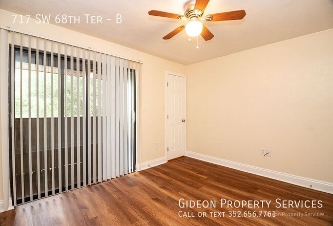 Building Photo - 717 SW 68th Terrace