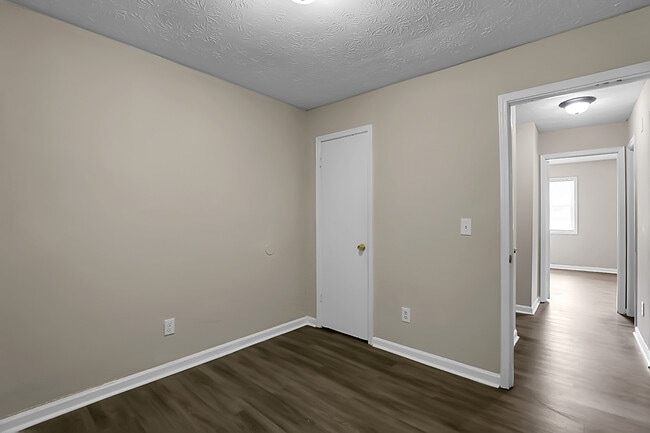 Building Photo - 1229 Creek Forest Ct NW