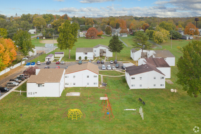 Primary Photo - 4 Posey Dr
