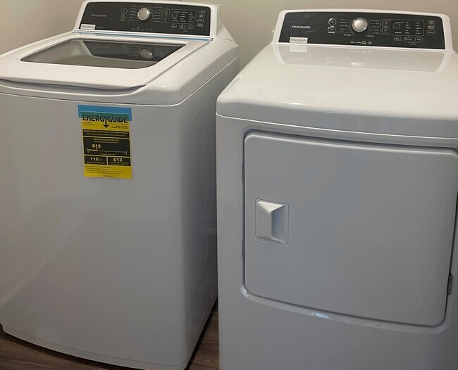 Washer & Dryer - 107 Broadtree Cir