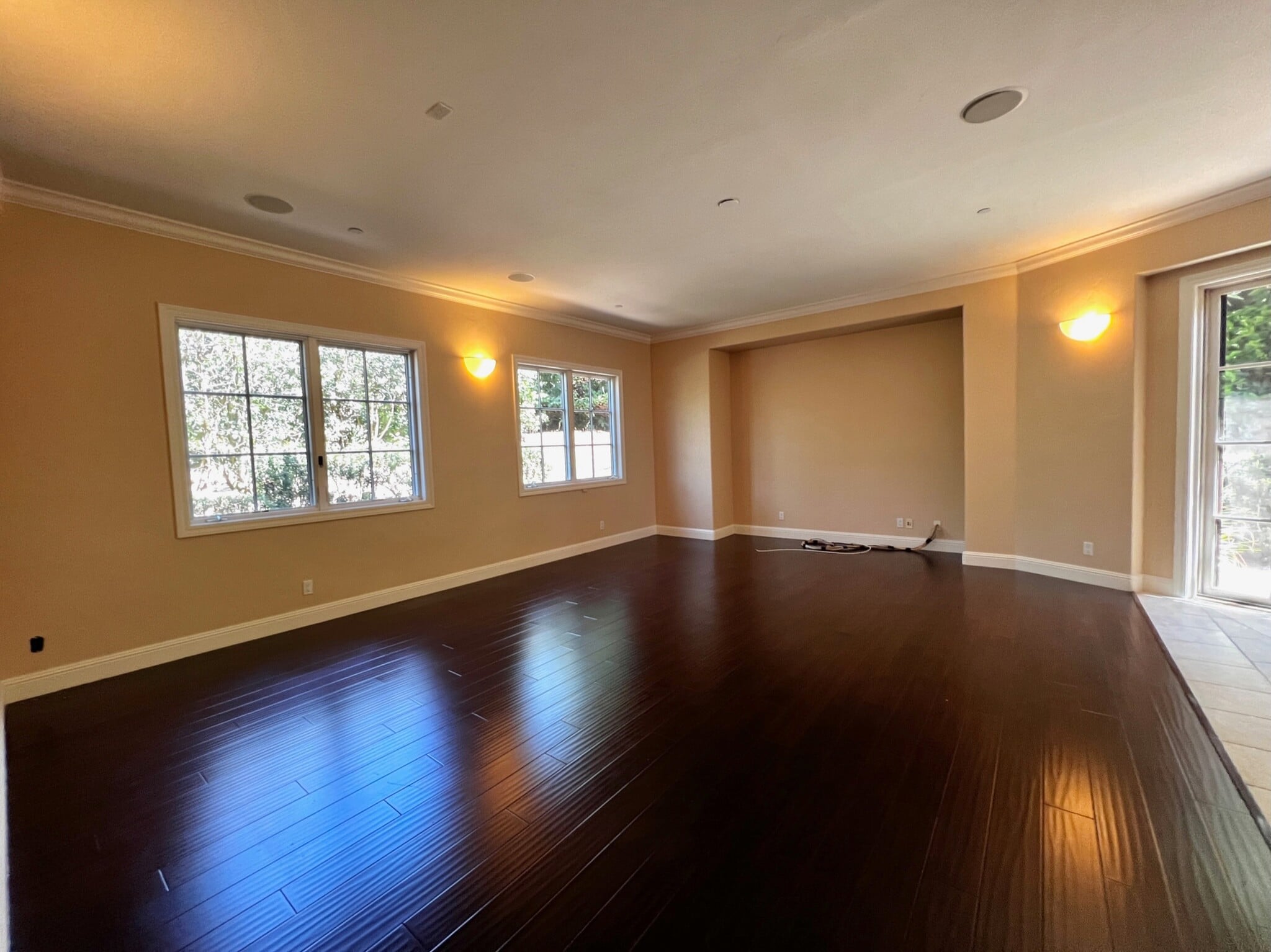 Building Photo - 4698 Granada Way