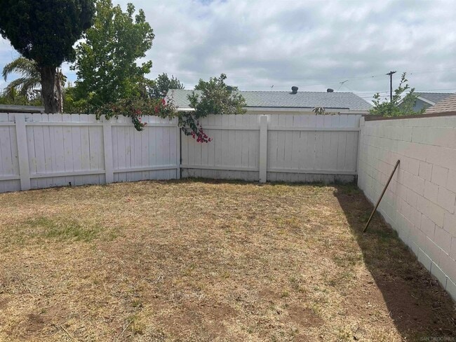 Building Photo - 2862 Mimika Pl