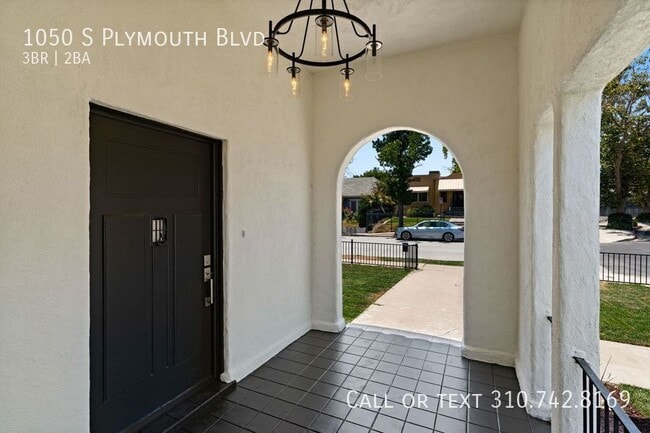 Building Photo - 1050 S Plymouth Blvd