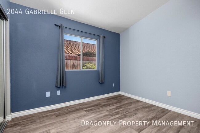 Building Photo - 2044 Gabrielle Glen