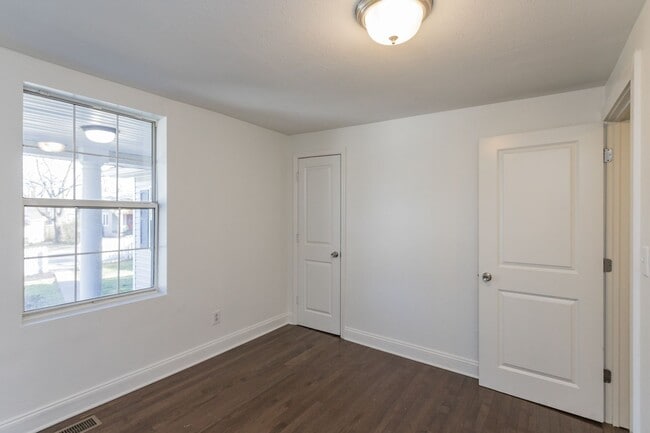 Building Photo - Charming 3BR / 2BA East Nashville Home – Minutes from Downtown!