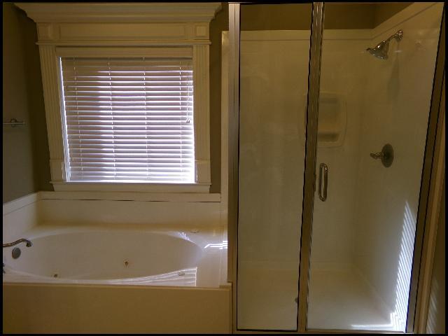 Building Photo - 7 Epernay Cir