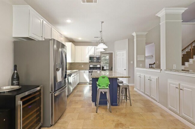 Building Photo - 18121 Whitewater Cove