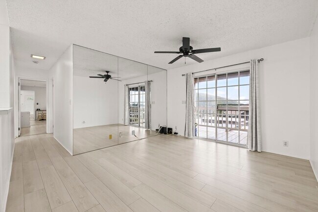 Building Photo - 92-1050-1050 Okaa St