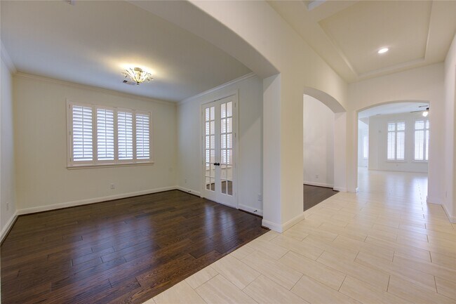 Building Photo - 25642 Luna Vis Ln