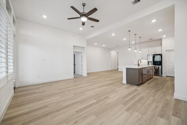 Building Photo - 21714 Swift Flier Ln