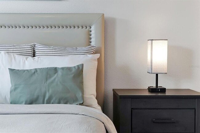 Building Photo - 297 Captiva Dr