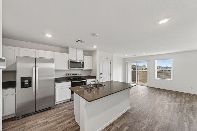 Building Photo - Beautiful Brand New Townhome in North Las Vegas