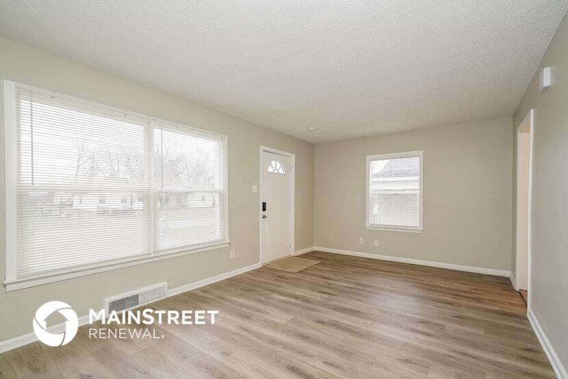 Building Photo - 3428 N Riley Ave