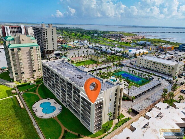 Building Photo - 900 Padre Blvd