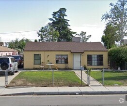 Building Photo - Coming Soon: 4 Bd 2 Ba in South Central Ba...