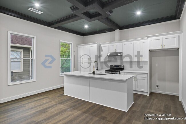 Building Photo - 981 Metropolitan Pkwy SW
