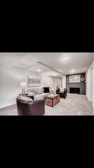 Building Photo - 4412 SW 101st St