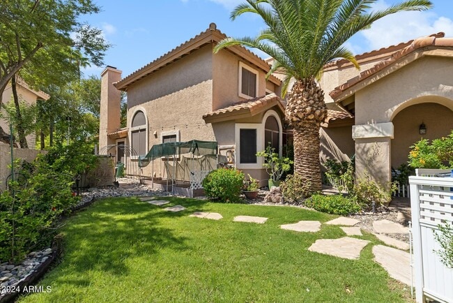 Building Photo - 514 S Marina Dr