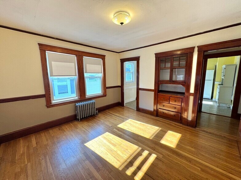 Primary Photo - 81 Edenfield Ave