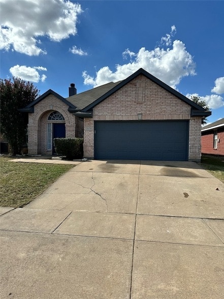 Primary Photo - 5634 Indian Hill Dr