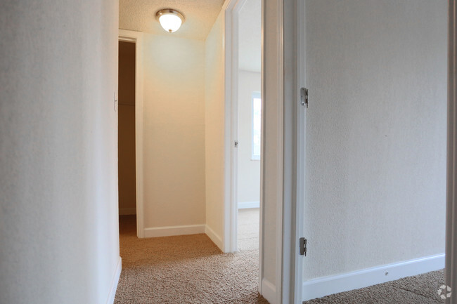 Interior Photo - Leland Pointe Apartments
