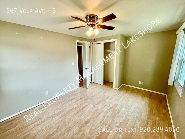 Building Photo - 967 Velp Ave