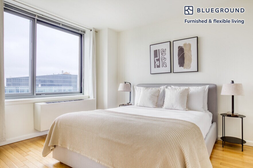 Building Photo - 4-75 48th Avenue-SI FL33-ID852